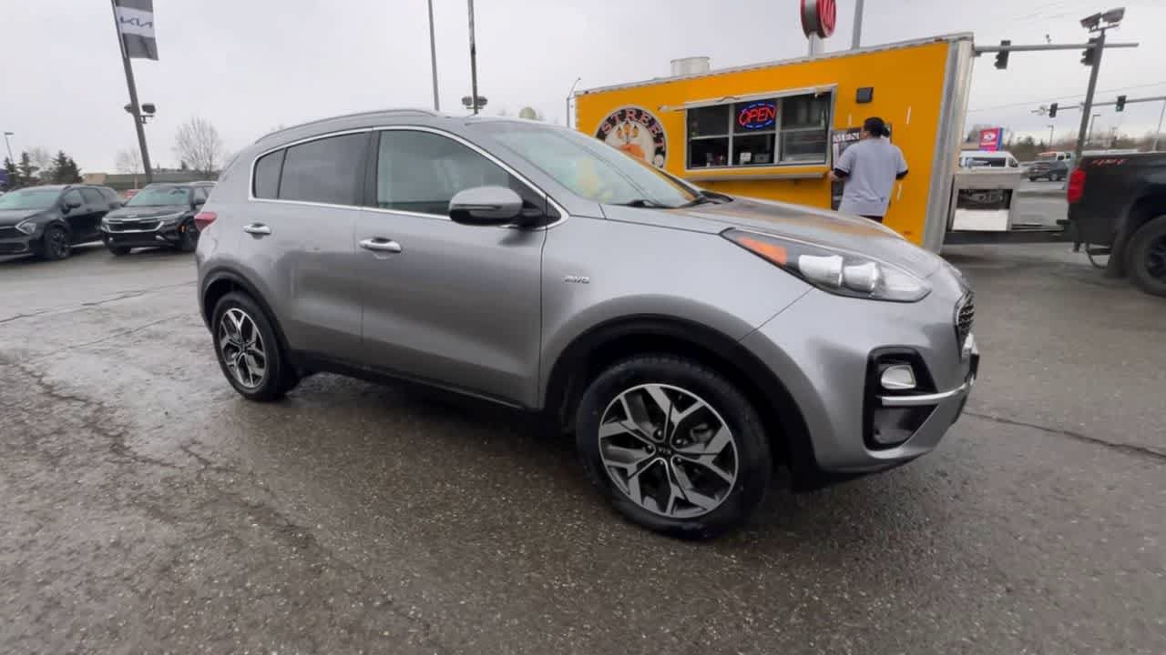 Used 2021 Kia Sportage EX AWD/4WD image 2