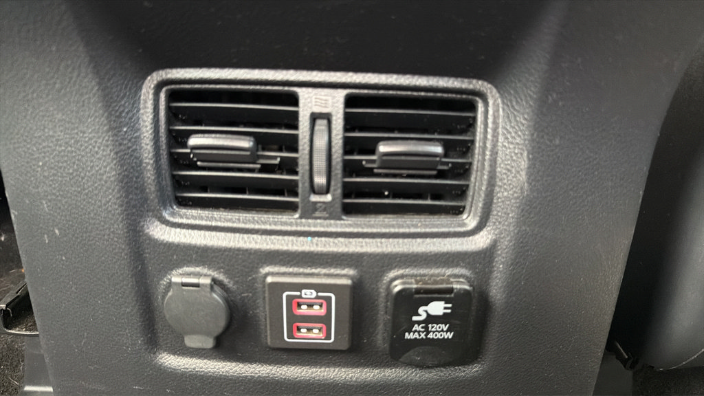 Used 2019 Nissan Titan SV w/ SV Convenience Package AWD/4WD image 19