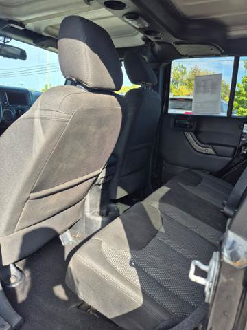 Used 2016 Jeep Wrangler Unlimited Sport AWD/4WD image 17