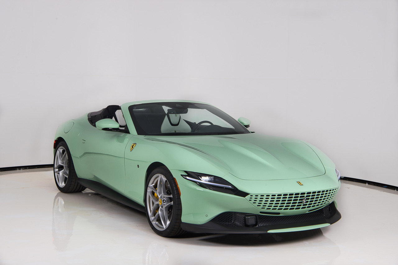 Certified 2025 Ferrari Roma Spider image 1
