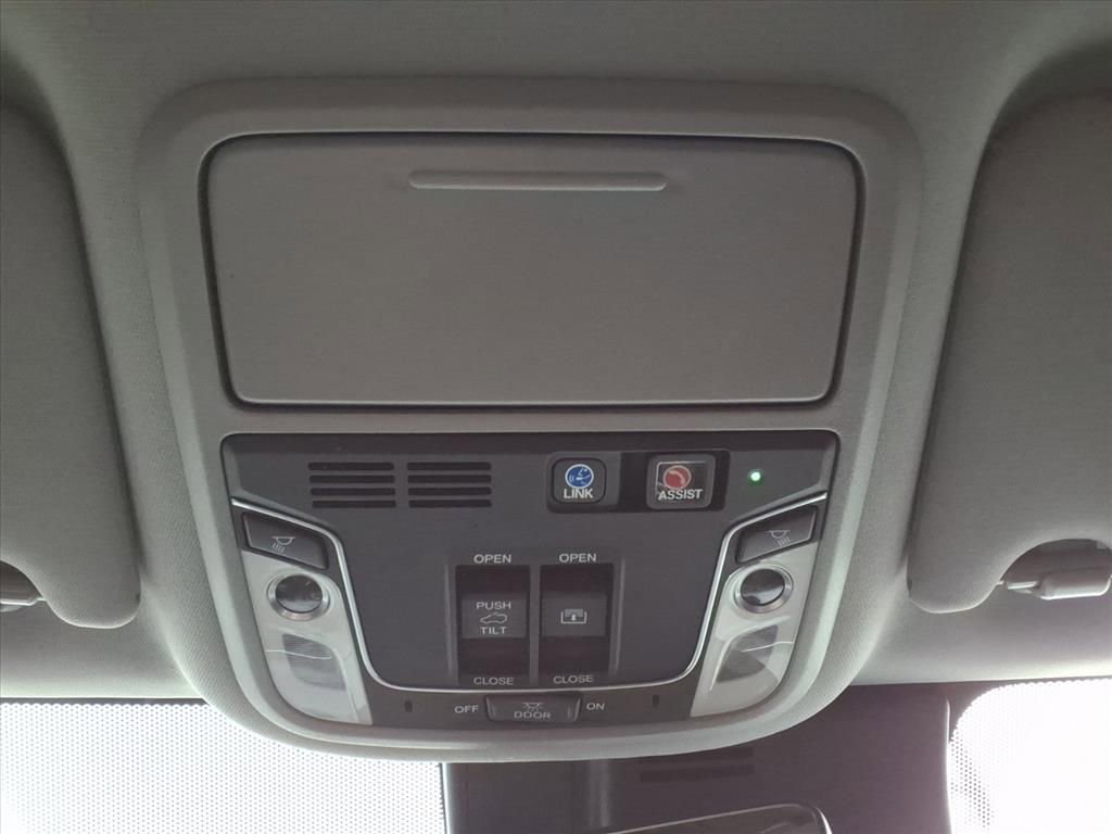 Used 2019 Honda Pilot Elite image 23