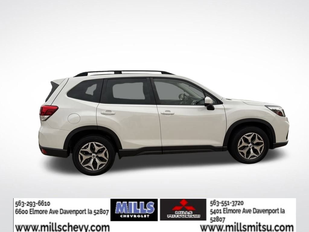Used 2021 Subaru Forester Premium AWD/4WD image 8