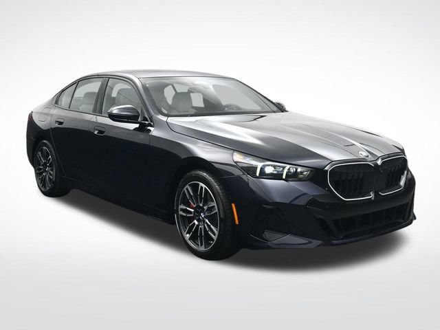 New 2027 BMW 540i xDrive w/ M Sport Package AWD/4WD image 2