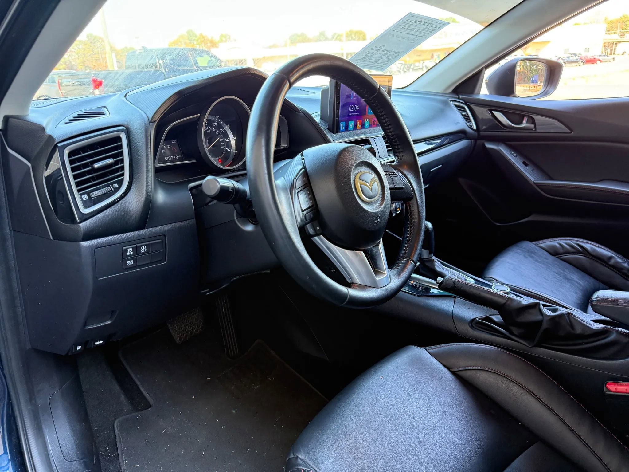 Used 2015 MAZDA MAZDA3 i Grand Touring image 17