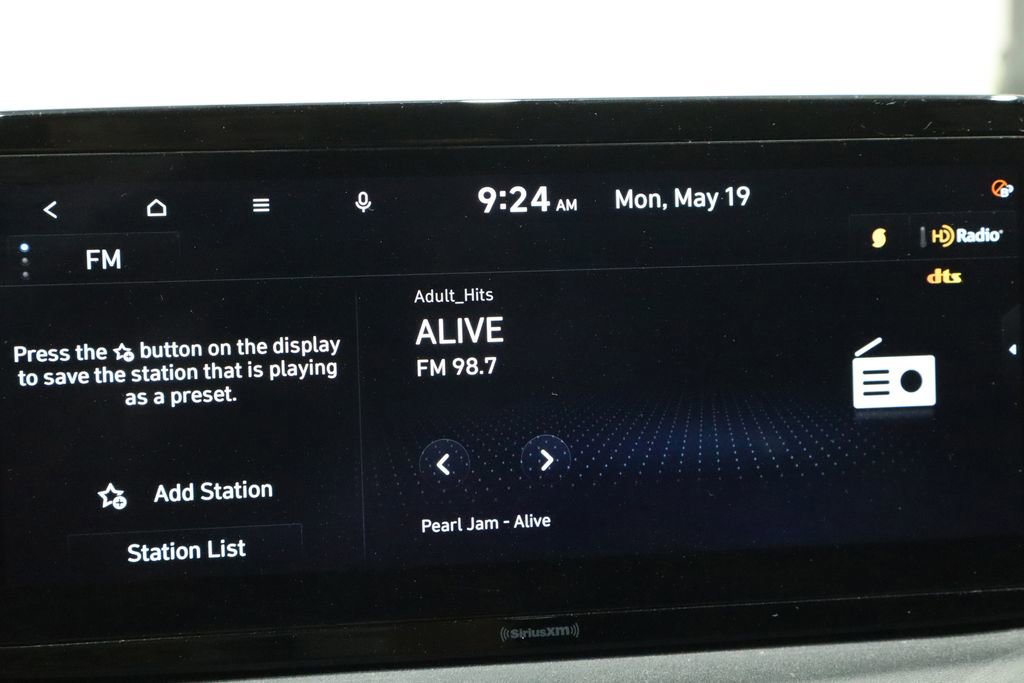 Used 2023 Hyundai Santa Fe SEL image 36