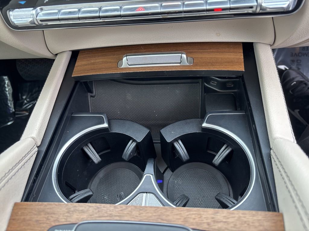 Used 2022 Mercedes-Benz GLE 350 4MATIC w/ Premium Package image 34