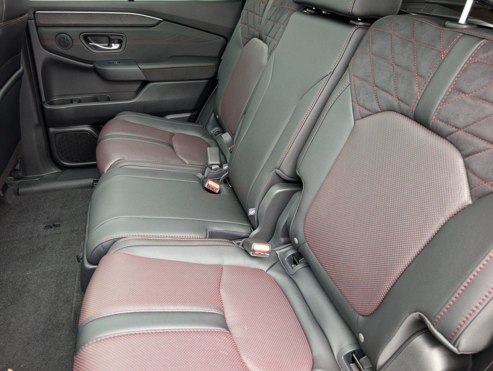 New 2026 Honda Pilot Black Edition image 24