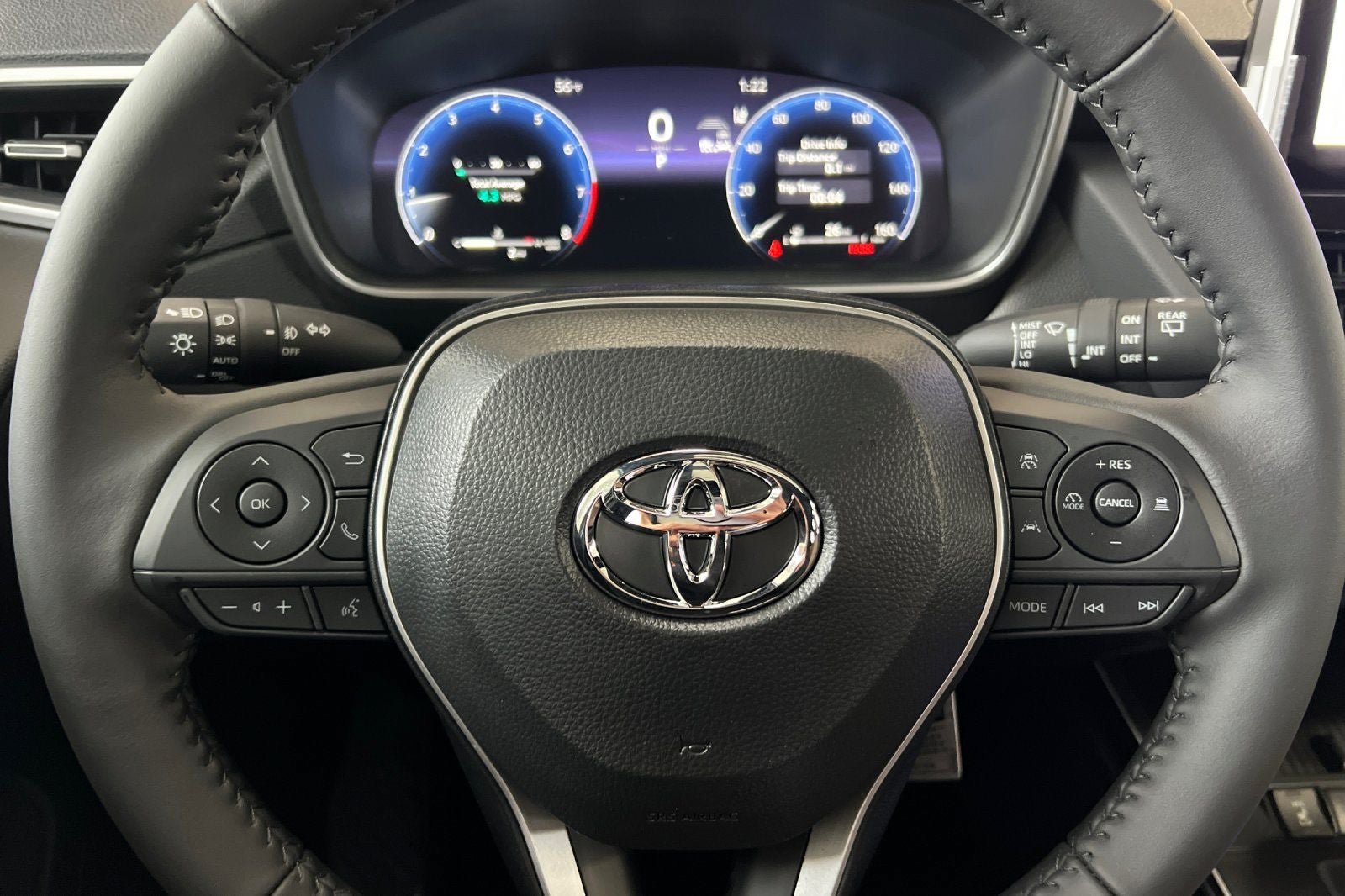 New 2026 Toyota Corolla Cross XLE w/ Convenience Package FWD image 24