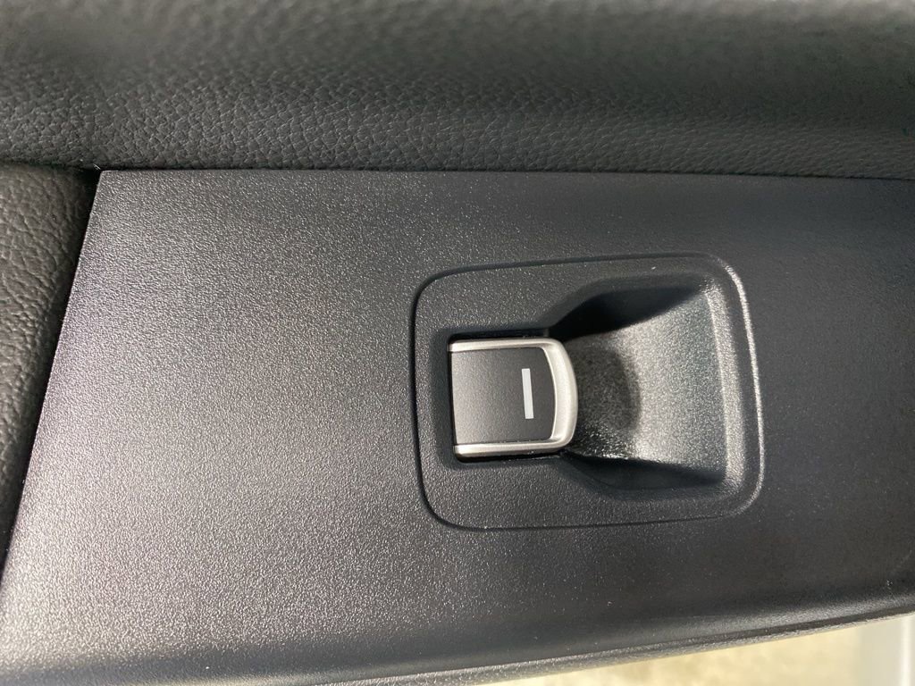 Used 2025 Honda CR-V EX-L image 25