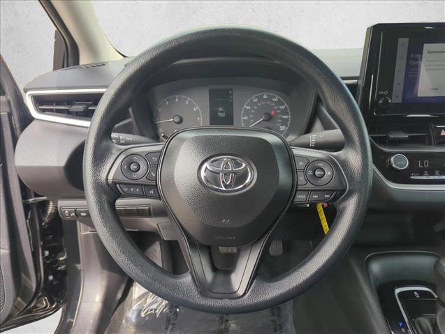 Certified 2025 Toyota Corolla LE image 9