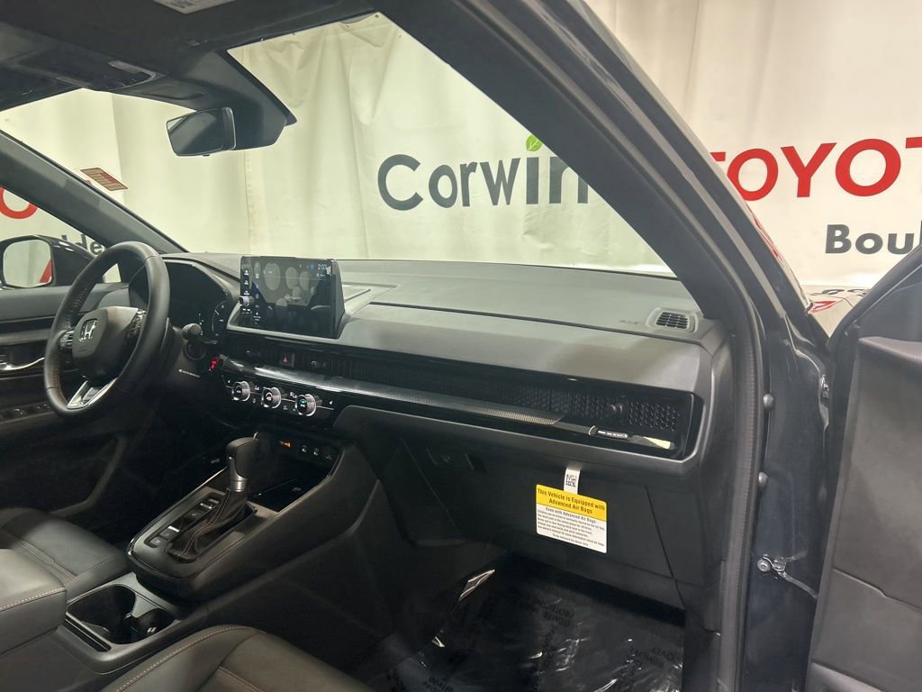 Used 2026 Honda CR-V Sport Touring image 12