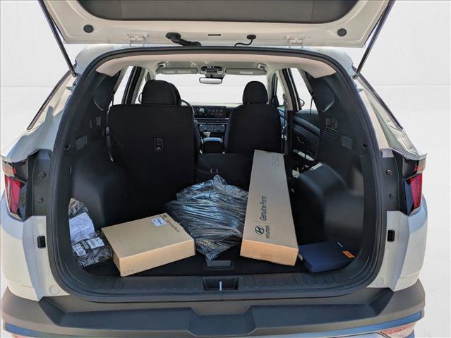 New 2026 Hyundai Tucson SE image 17