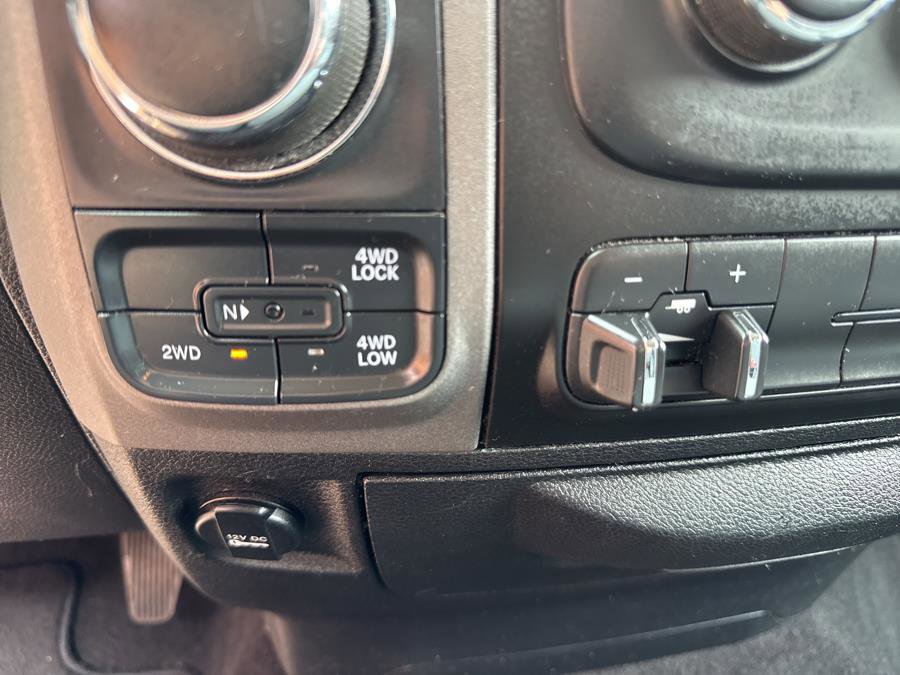 Used 2014 RAM 1500 Express image 29