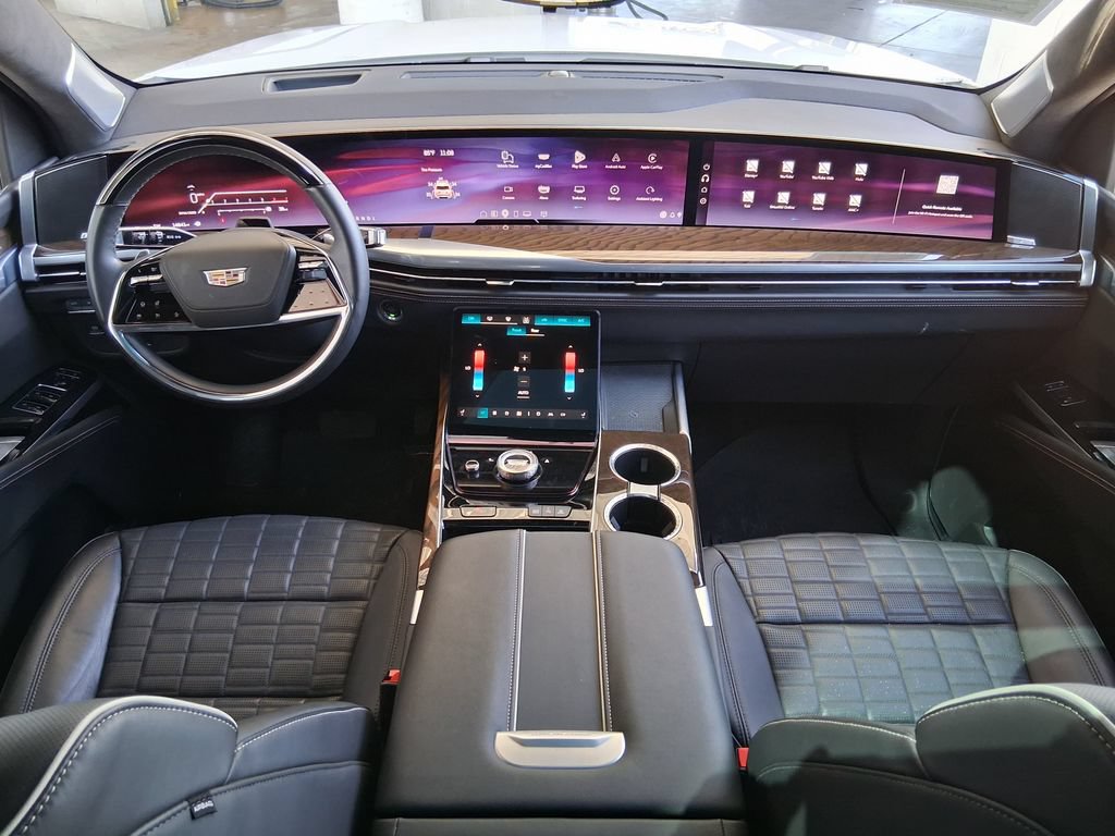 Certified 2025 Cadillac Escalade ESV Sport Platinum AWD/4WD image 10