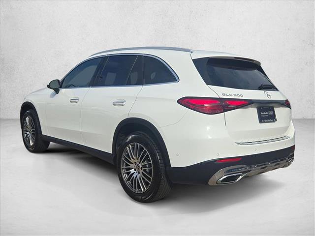 Certified 2026 Mercedes-Benz GLC 300 image 8