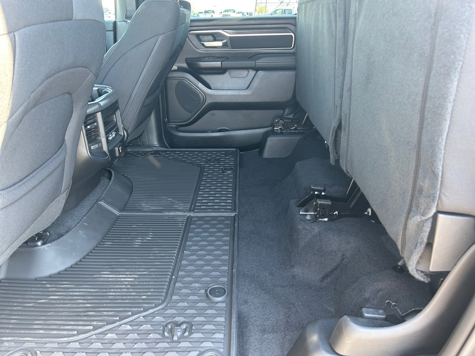 New 2026 RAM 1500 4x4 Crew Cab image 28