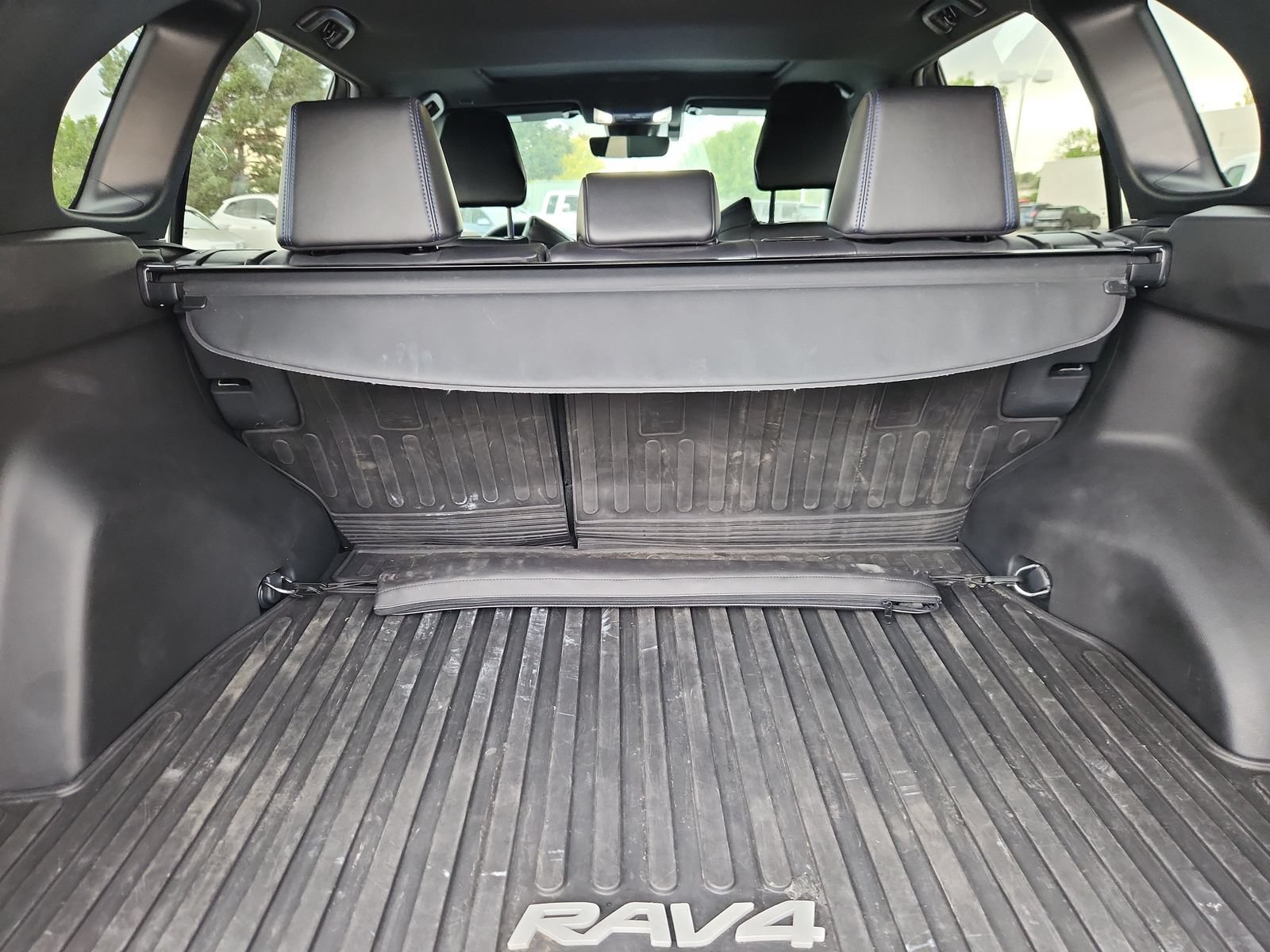 Used 2023 Toyota RAV4 XSE w/ XSE Grade Weather Package AWD/4WD image 13