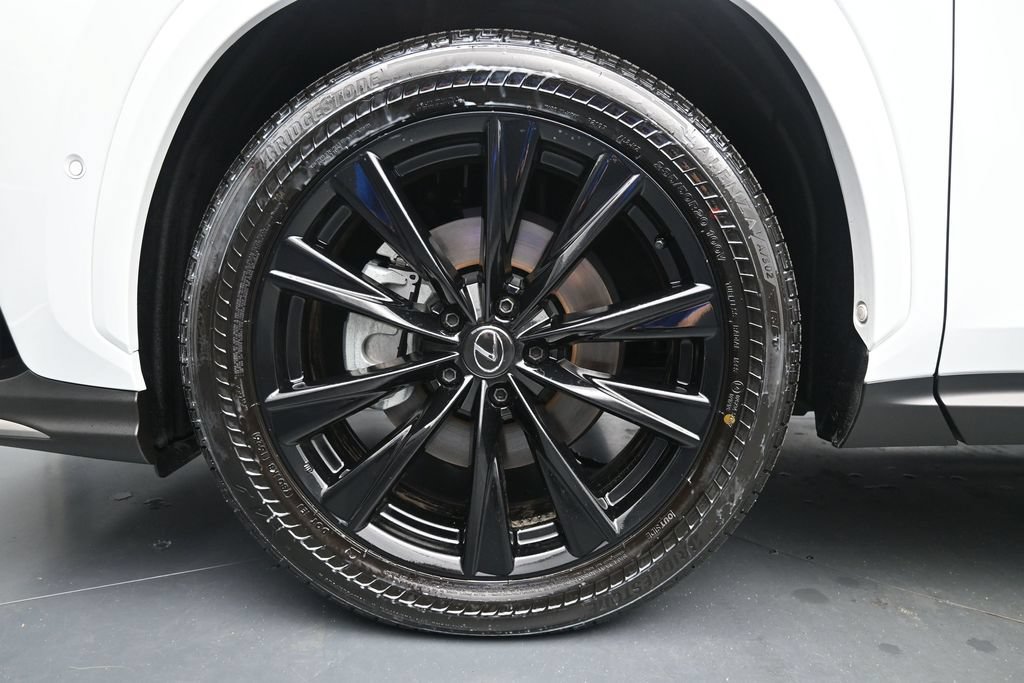Used 2025 Lexus NX 450h+ F Sport w/ Accessory Package (Z1) AWD/4WD image 11