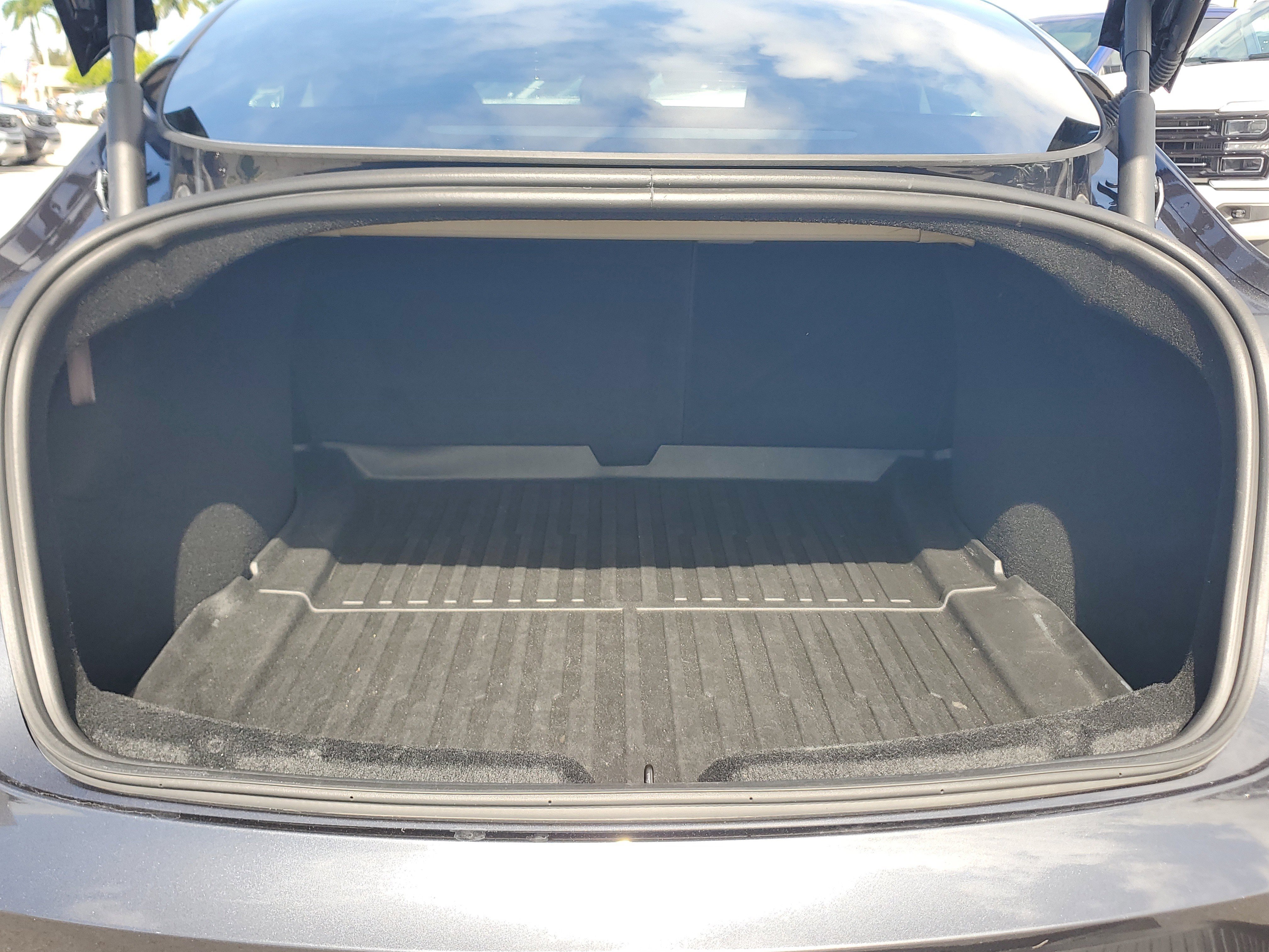 Used 2025 Tesla Model 3 Long Range image 28