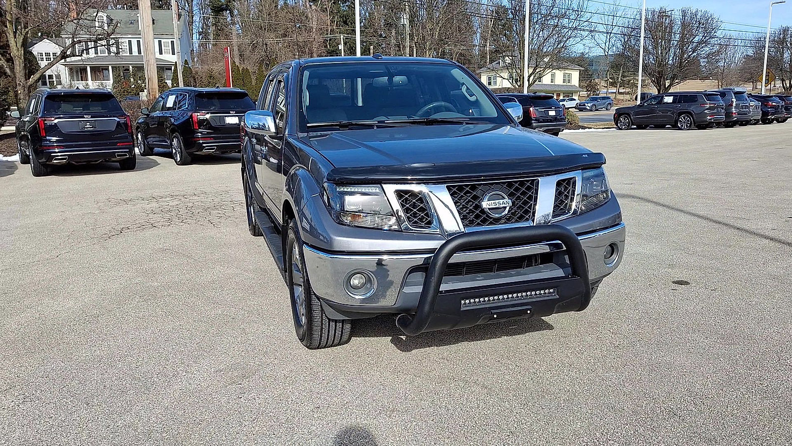 Used 2016 Nissan Frontier SL w/ Moonroof Package image 3