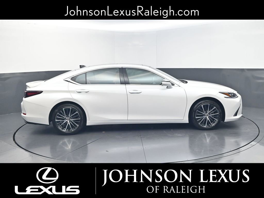 Used 2024 Lexus ES 350 w/ Premium Package image 6