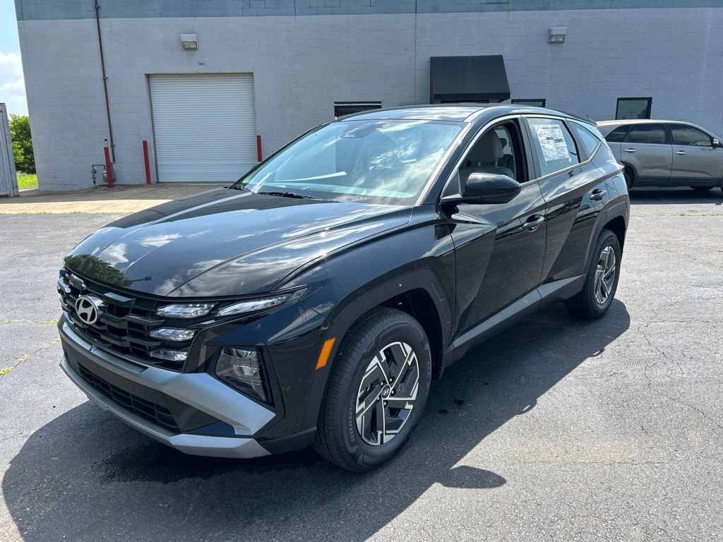 New 2026 Hyundai Tucson Blue SE AWD/4WD image 4