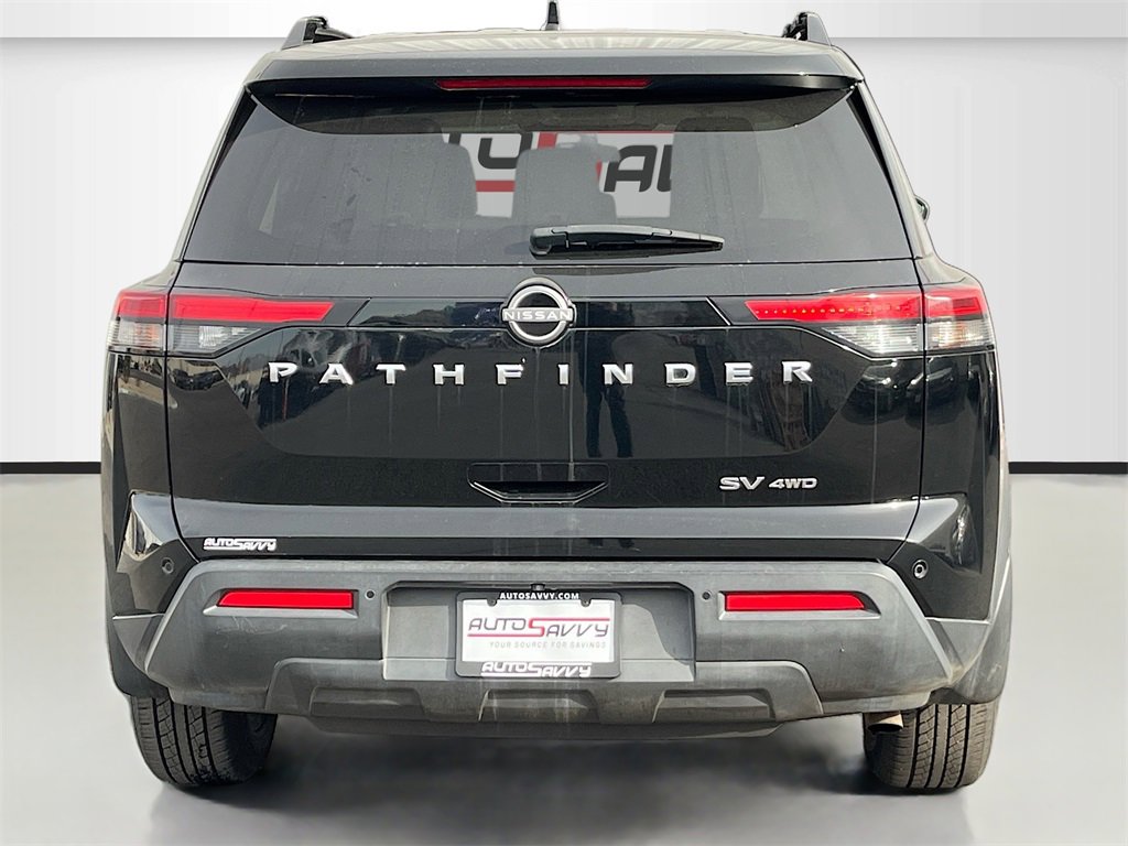Used 2022 Nissan Pathfinder SV image 6
