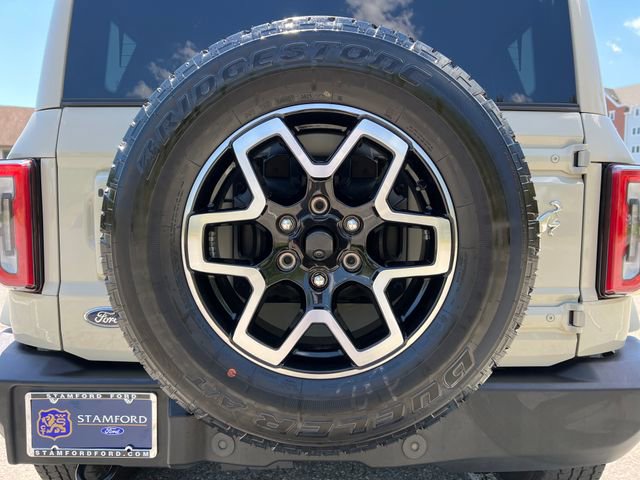 Used 2025 Ford Bronco Outer Banks AWD/4WD image 15