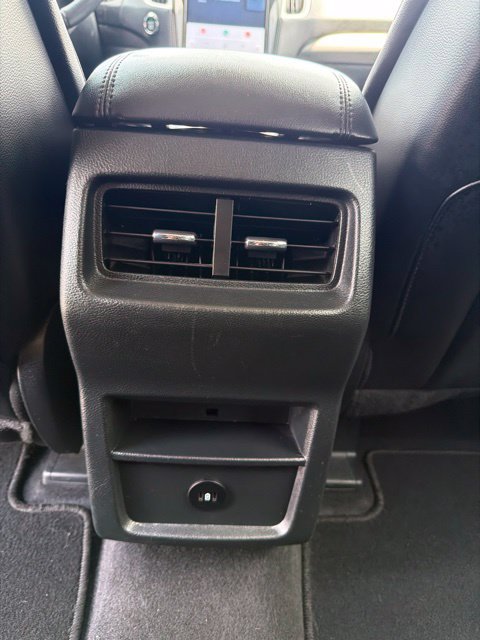 Used 2024 Ford Edge SEL AWD/4WD image 18