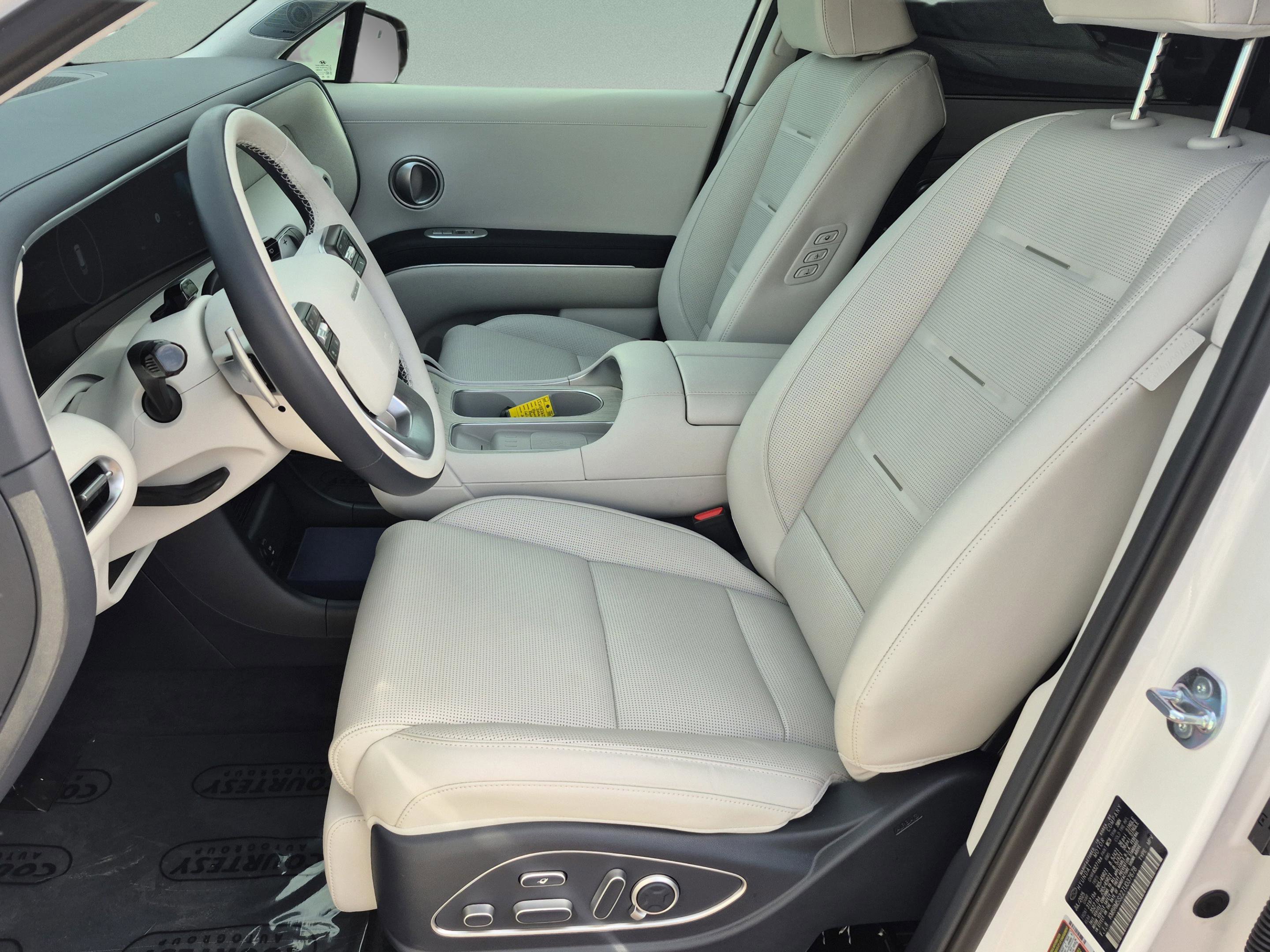 Certified 2026 Hyundai Palisade Calligraphy FWD image 21
