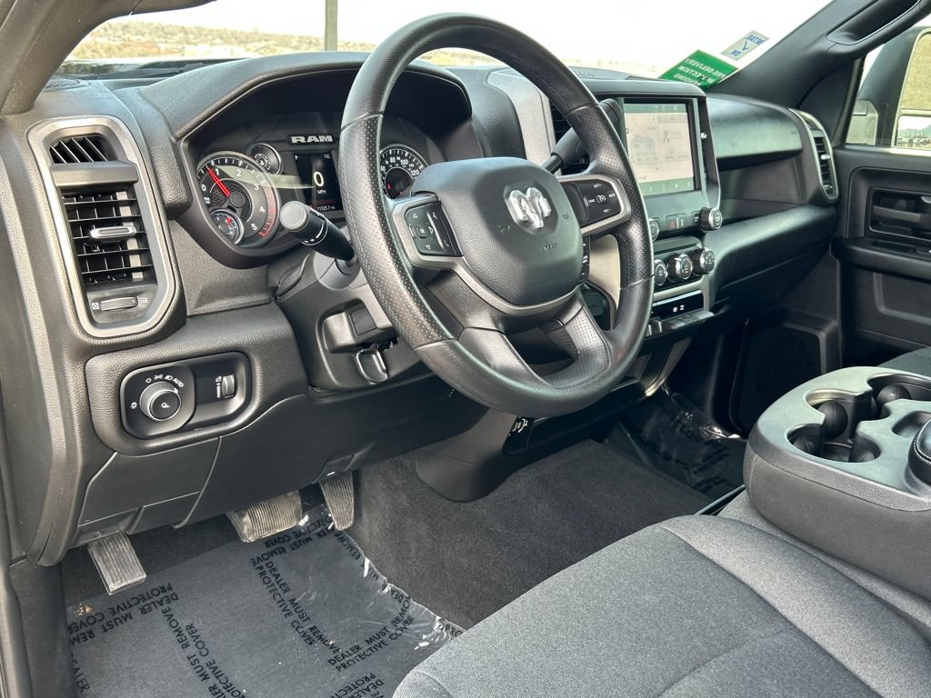 Used 2024 RAM 3500 Tradesman w/ Chrome Appearance Group AWD/4WD image 7