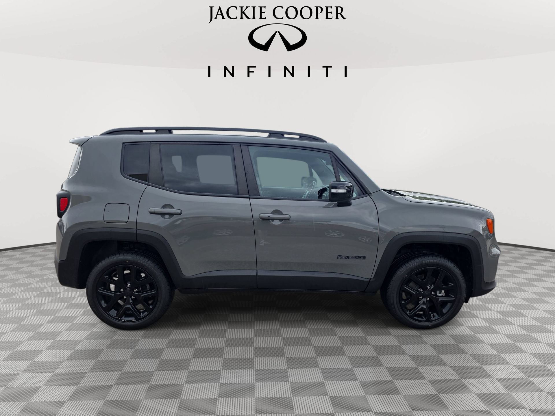 Used 2022 Jeep Renegade Altitude w/ Convenience Group AWD/4WD image 4