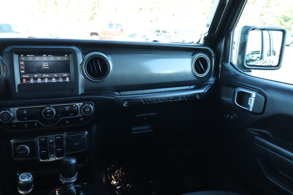 Used 2021 Jeep Wrangler Unlimited Sport AWD/4WD image 30