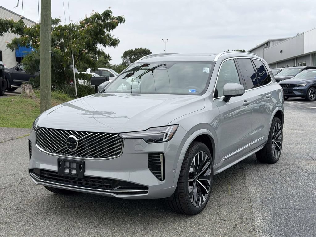 New 2026 Volvo XC90 B5 Plus w/ Protection Package Premier AWD/4WD image 22