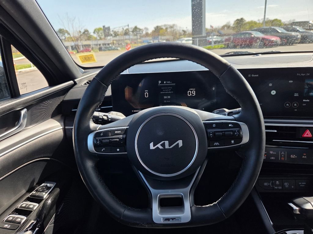 Used 2025 Kia K5 GT-Line w/ GT-Line Premium Package AWD/4WD image 10
