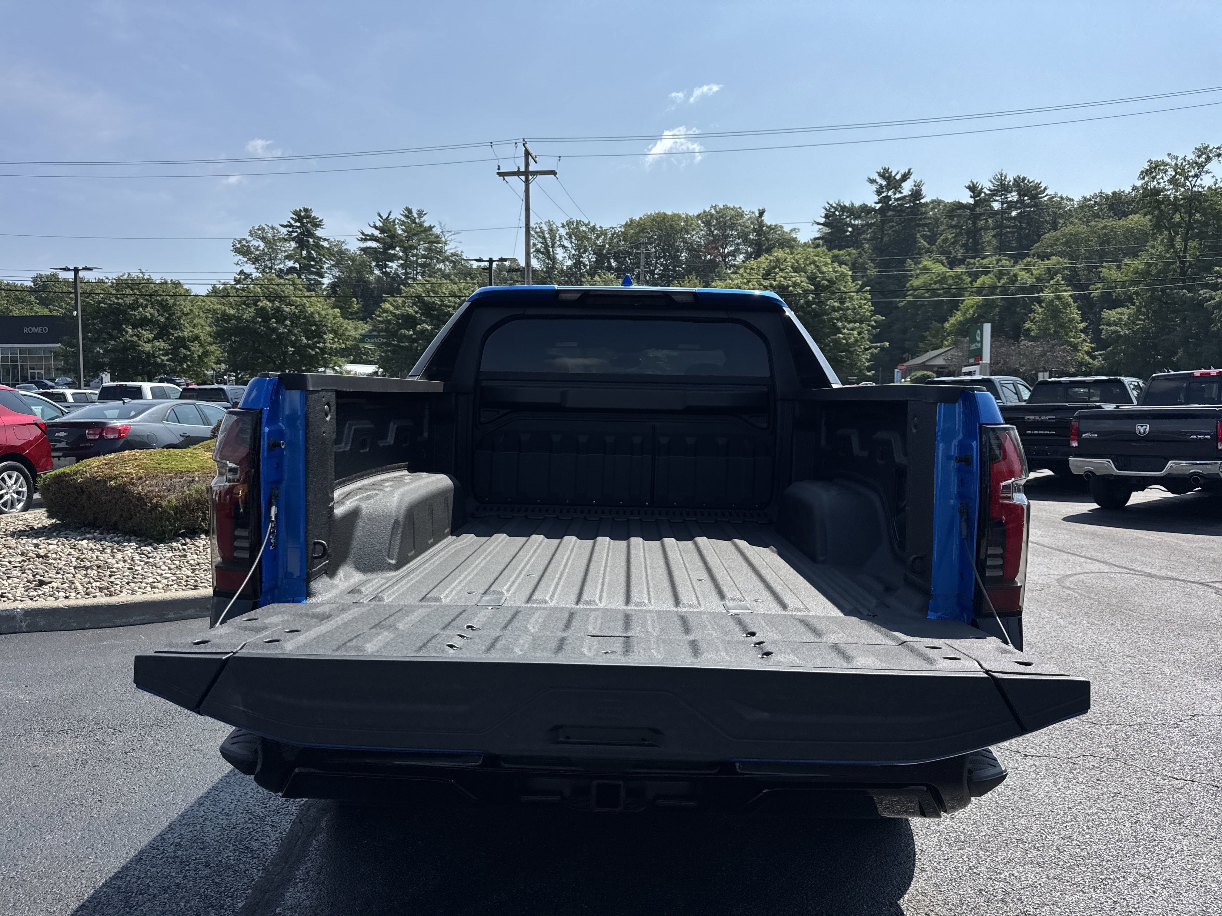 New 2025 Chevrolet Silverado EV RST image 35