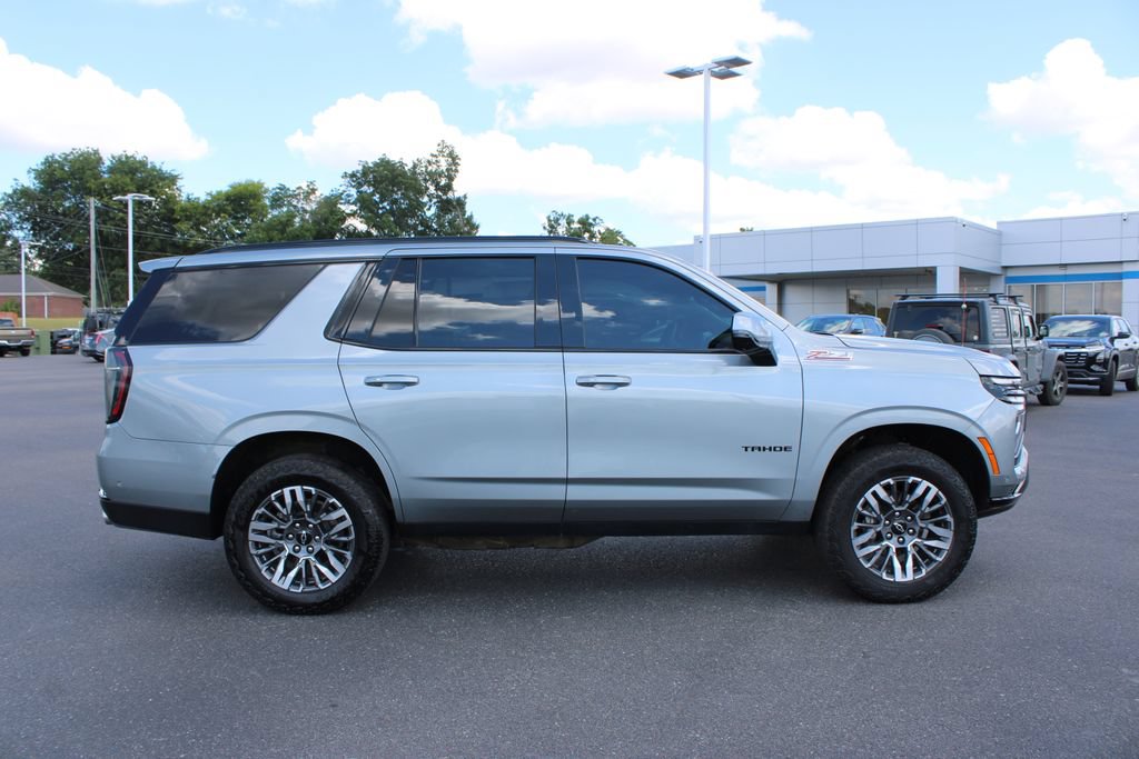 Used 2025 Chevrolet Tahoe Z71 w/ Comfort Package AWD/4WD image 11