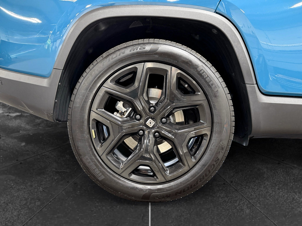 Used 2025 Rivian R1T Adventure AWD/4WD image 37
