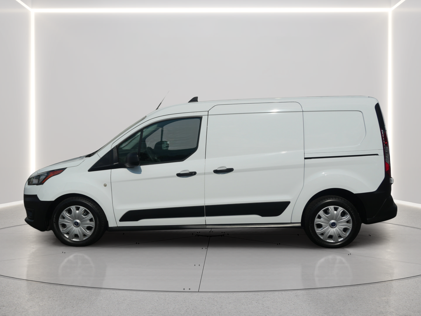 Used 2022 Ford Transit Connect XL FWD image 2