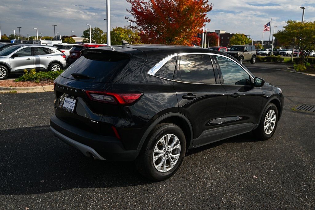 Used 2023 Ford Escape Active w/ Tech Pack #2 image 4
