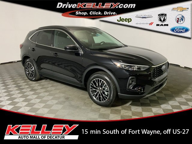New 2026 Ford Escape SE w/ PHEV Premium Package