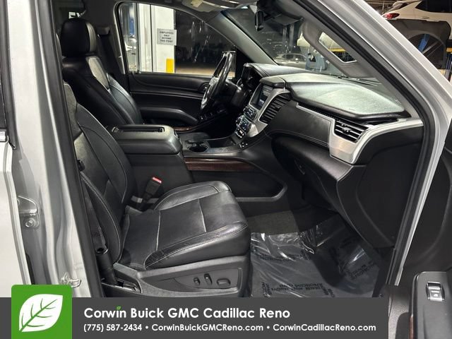 Used 2017 GMC Yukon XL SLT w/ Open Road Package AWD/4WD image 16