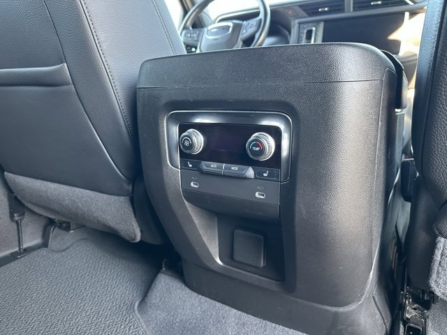 Used 2022 GMC Yukon Denali image 22