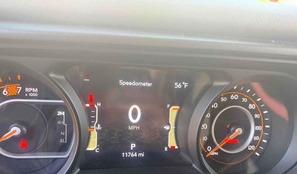 Used 2024 Jeep Wrangler Sport S image 13