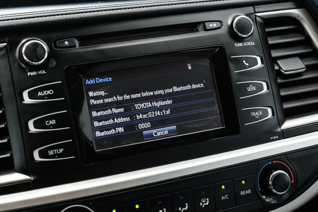 Used 2019 Toyota Highlander LE FWD image 30