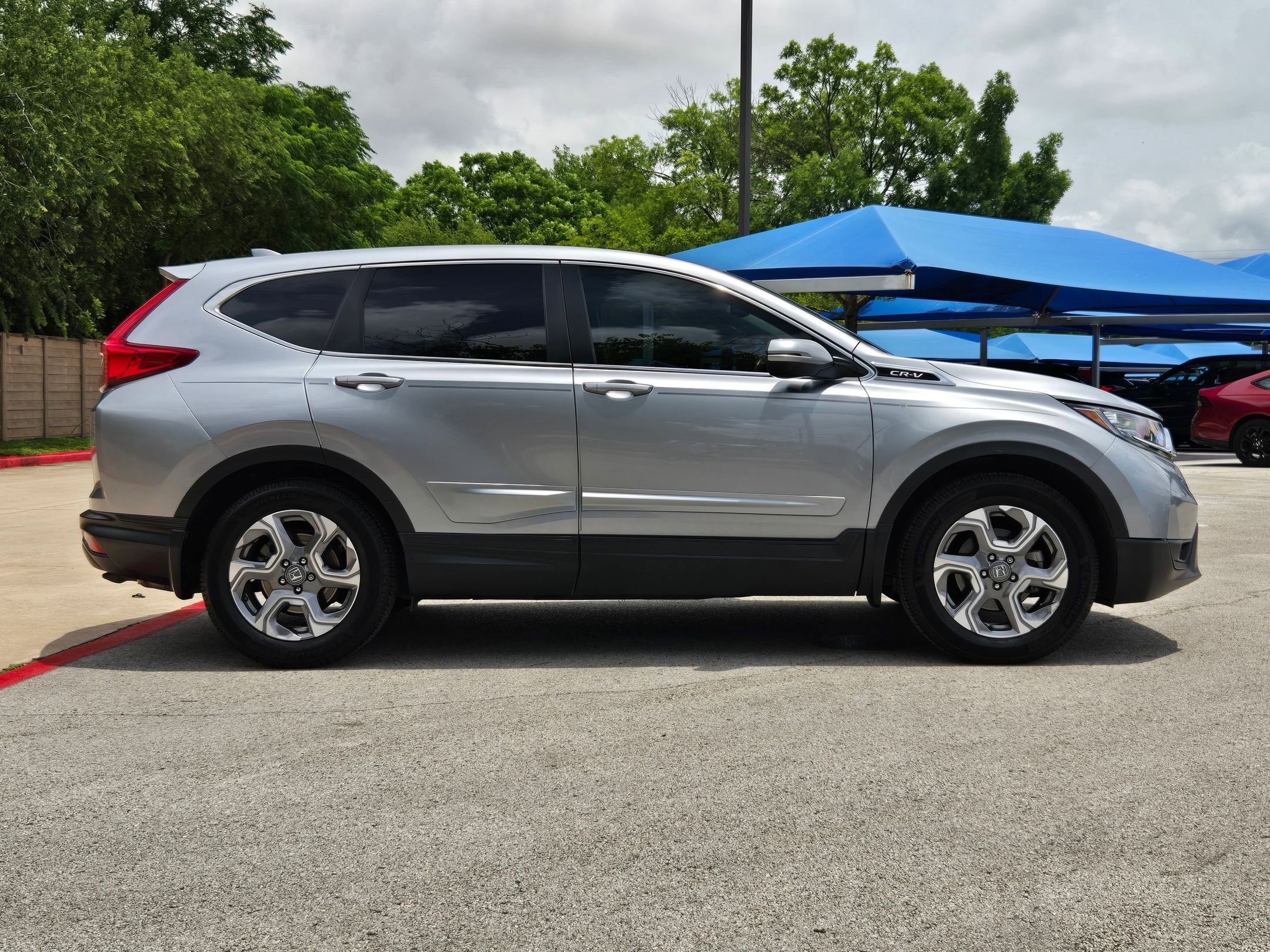 Used 2019 Honda CR-V EX-L image 2