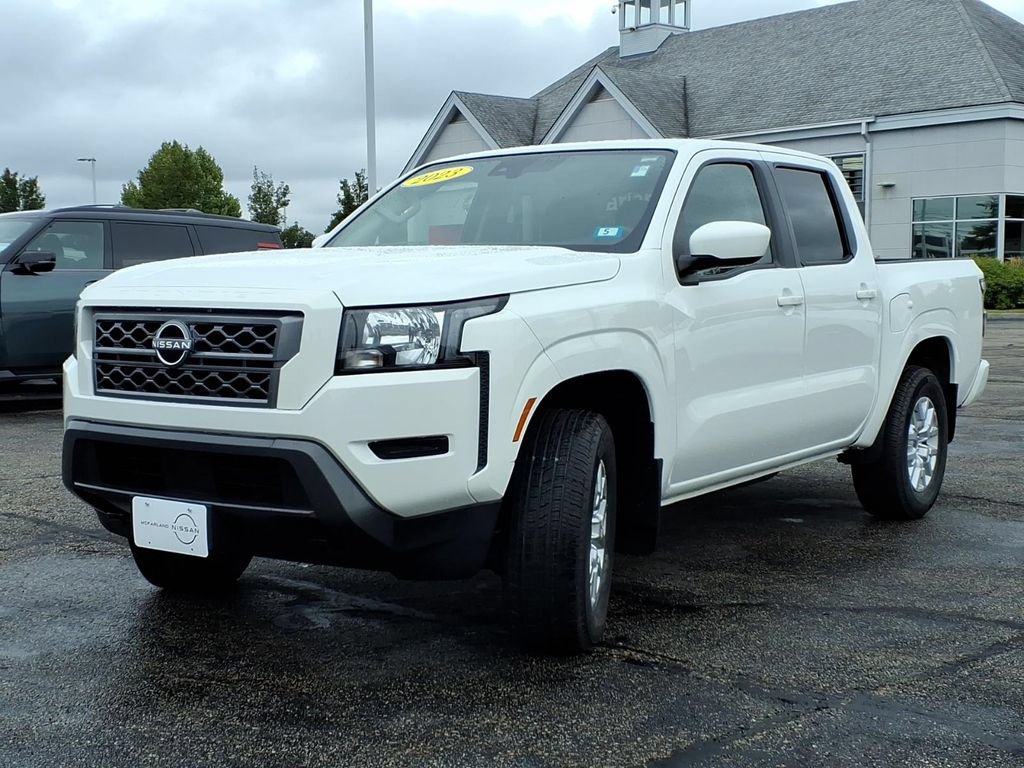 Certified 2023 Nissan Frontier SV w/ Tow Package AWD/4WD image 6