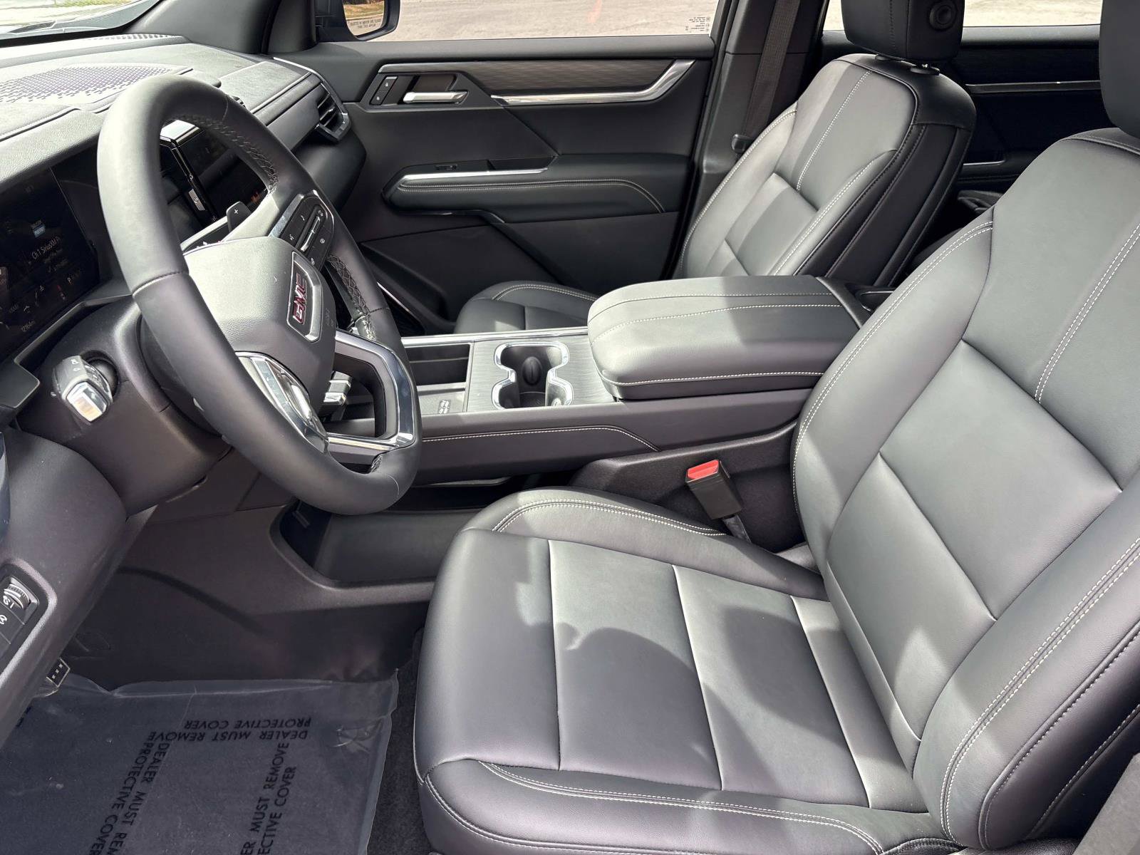 Used 2026 GMC Acadia Elevation w/ Elevation Premium Package AWD/4WD image 15