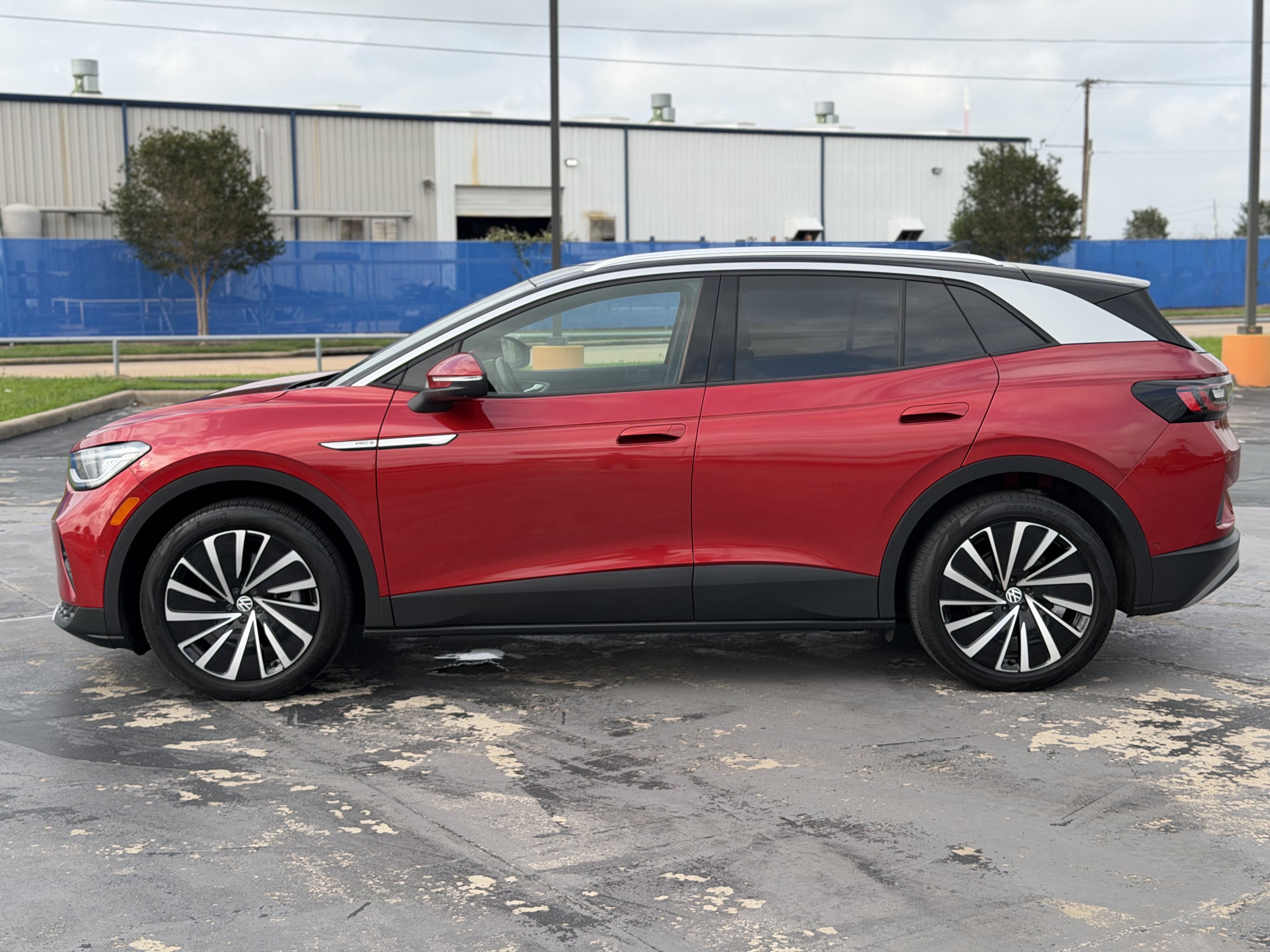 Used 2023 Volkswagen ID.4 Pro S Plus RWD image 10