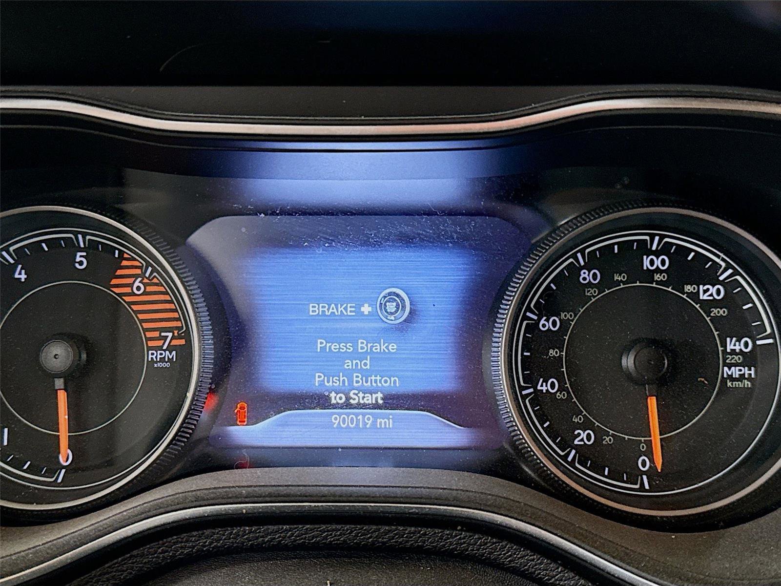 Used 2019 Jeep Cherokee Trailhawk w/ Cold Weather Group image 8